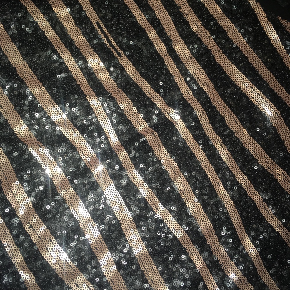 Sequin Top - Picture 4 of 4